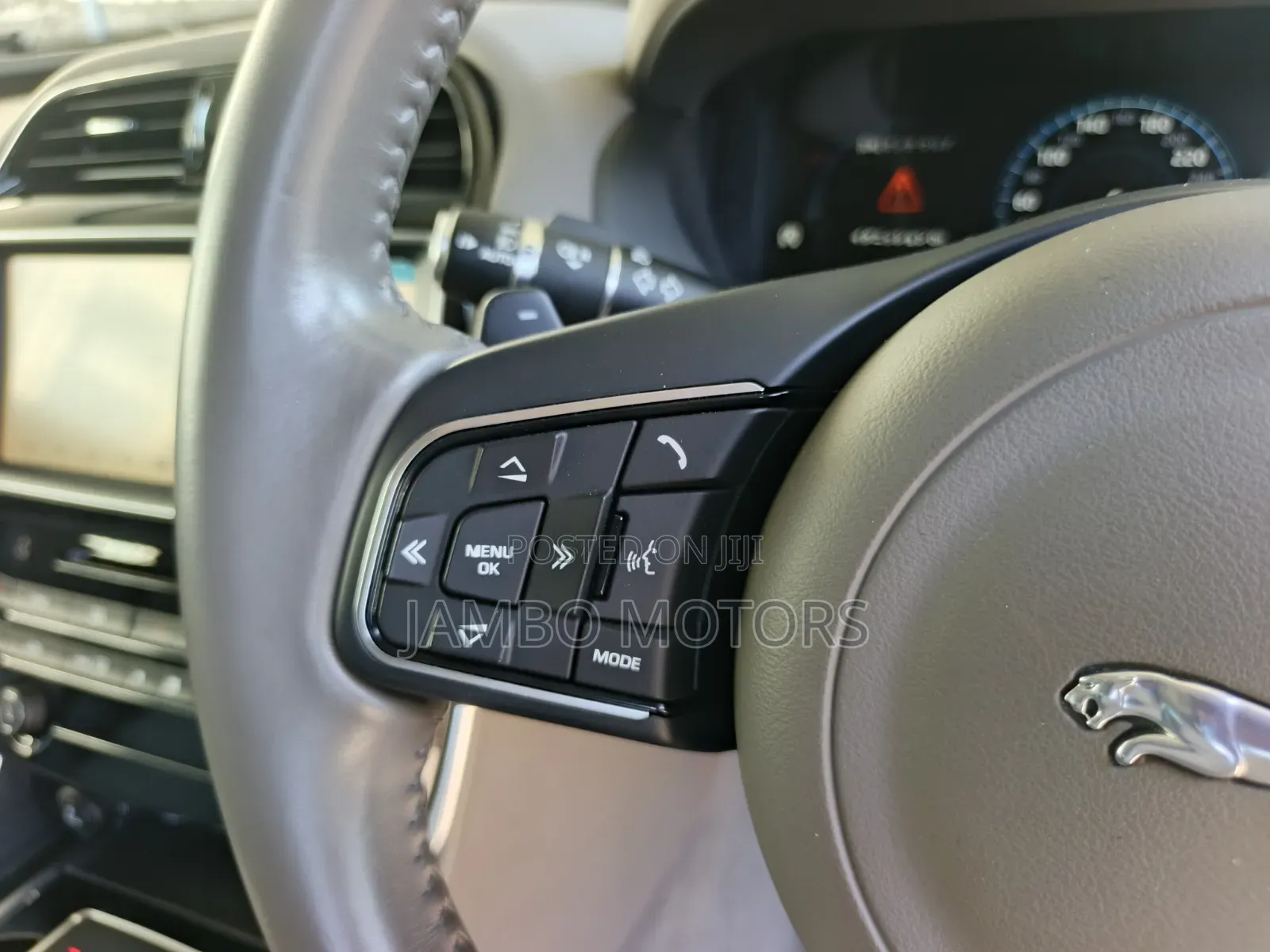 Jaguar XE 25t Premium AWD 2018 Black