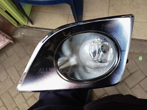 Toyota Premio 260 Fog Light