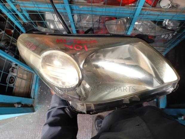 Toyota Ist Headlight