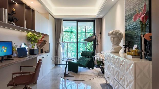 4bdrm Apartment in Raphta Road Area for sale