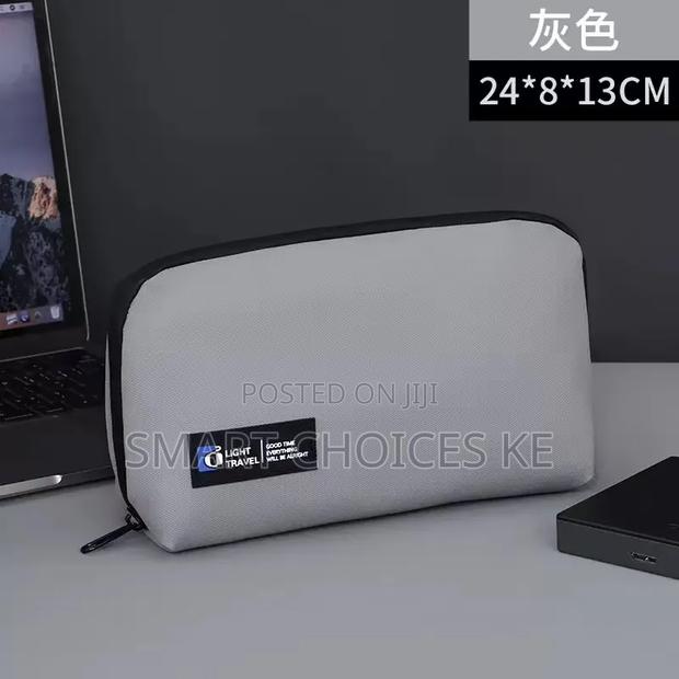 Trendy Multi-Functional Data Cable Storage Bag With Large Capacity - thumbnail 5