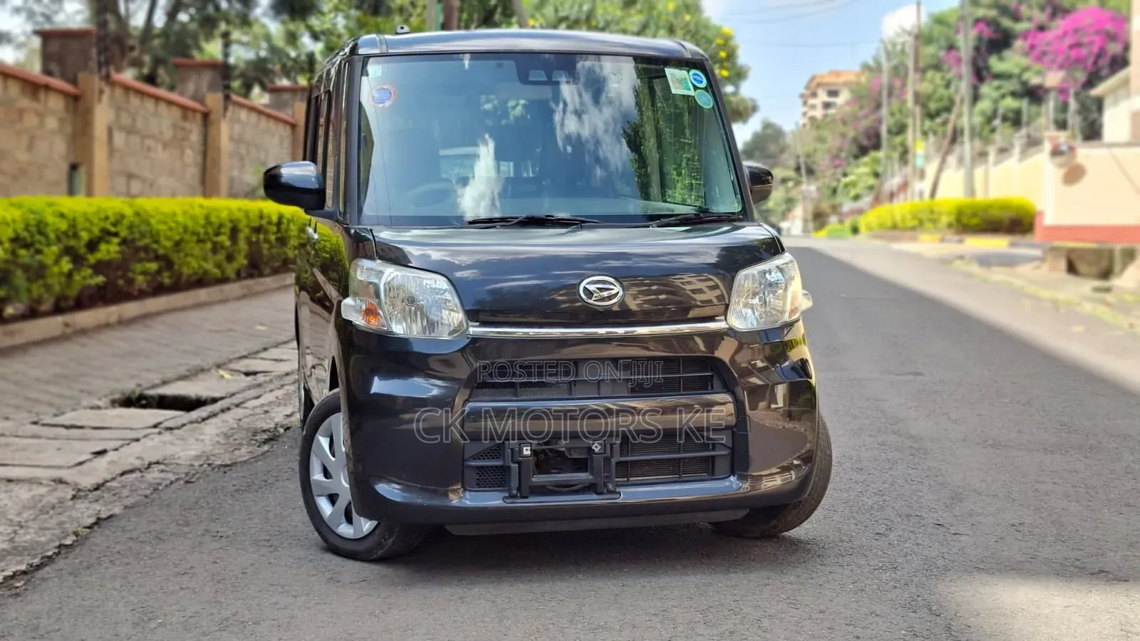 Daihatsu Tanto 660 FWD 2019 Black