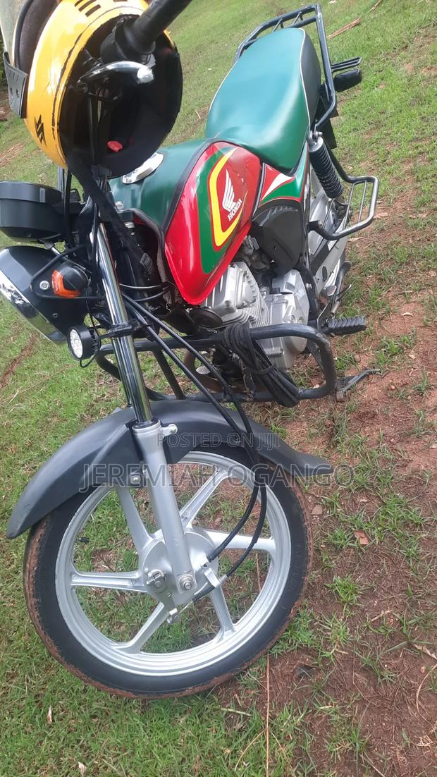 Honda CB 2019 Red - thumbnail 3