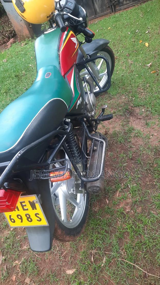 Honda CB 2019 Red - thumbnail 4