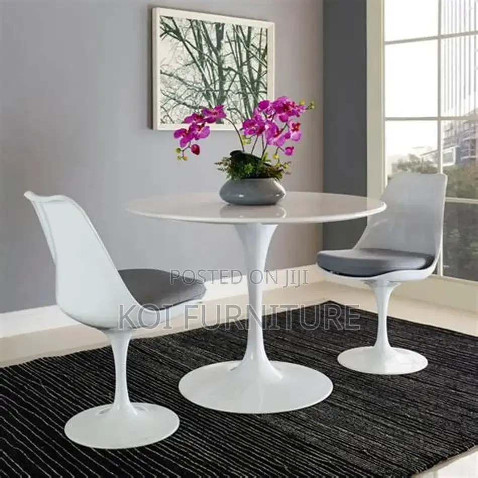 Coffee Table; Round Tulip Dining Marble Coffee Table