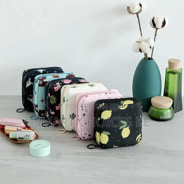 Portable Sanitary Pads Storage Pouch - thumbnail 3