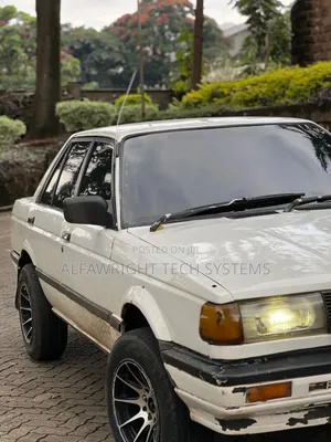 Nissan Sunny 1990 White