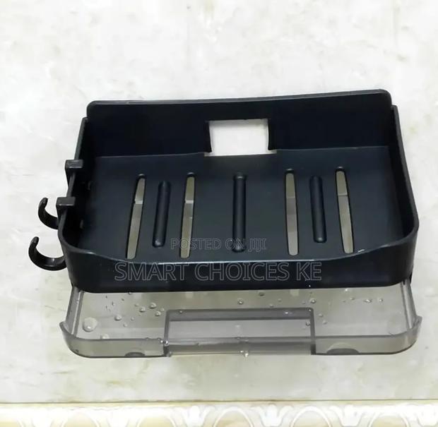 Soap Dish With Drain Tray +2 Hooks - thumbnail 2