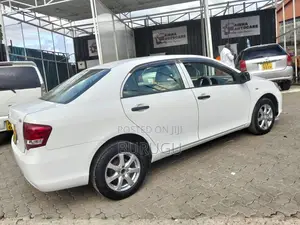 Toyota Axio 2010 White