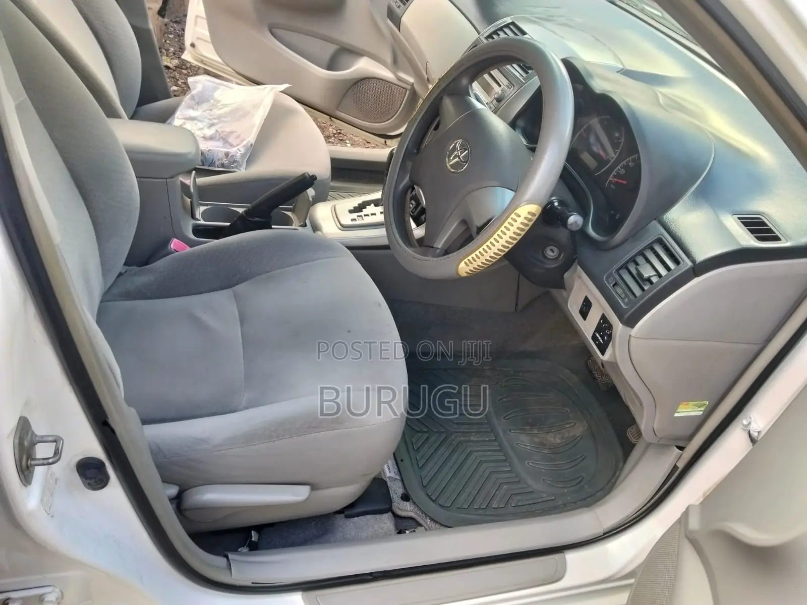 Toyota Axio 2010 White