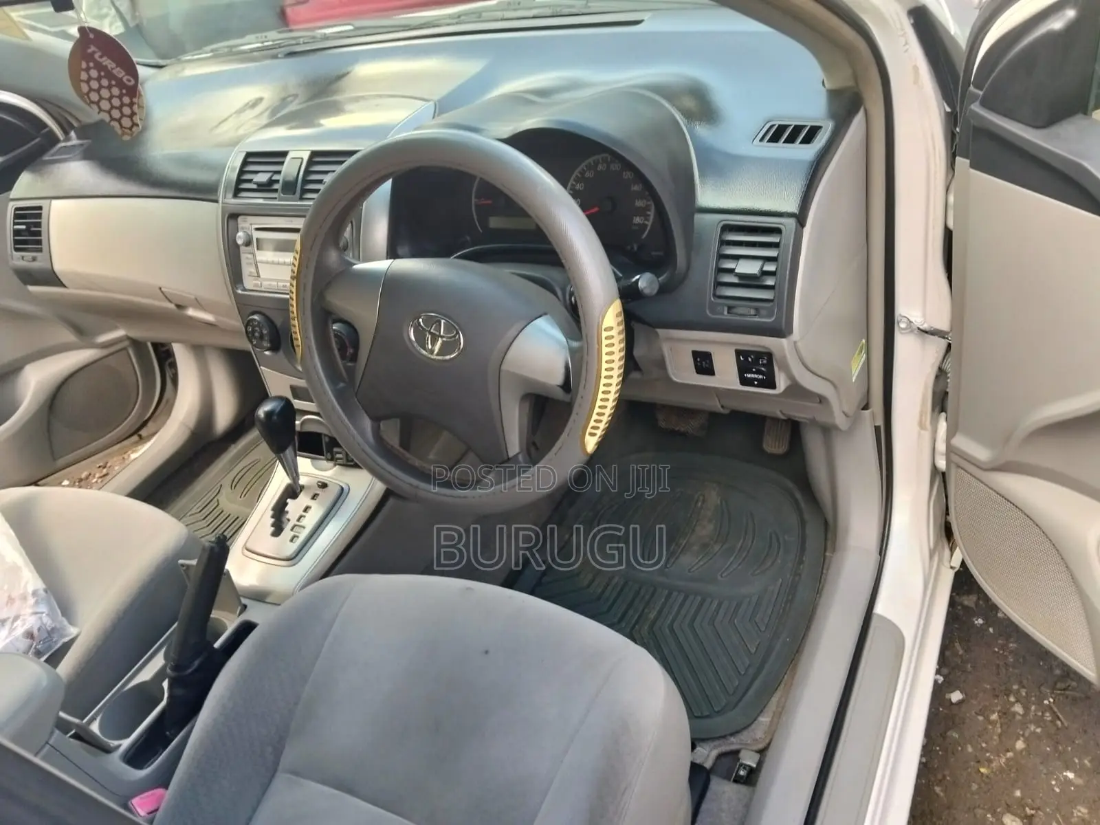 Toyota Axio 2010 White