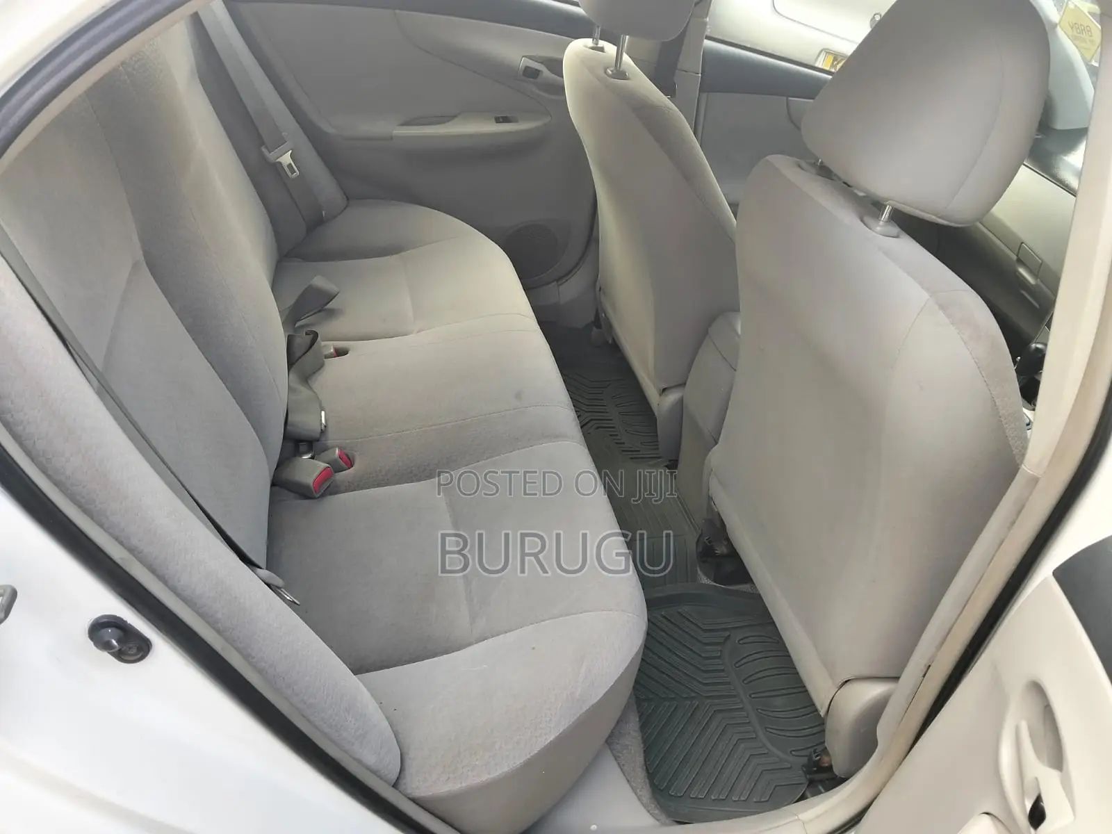 Toyota Axio 2010 White