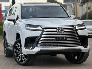 Lexus LX 600 2022 White