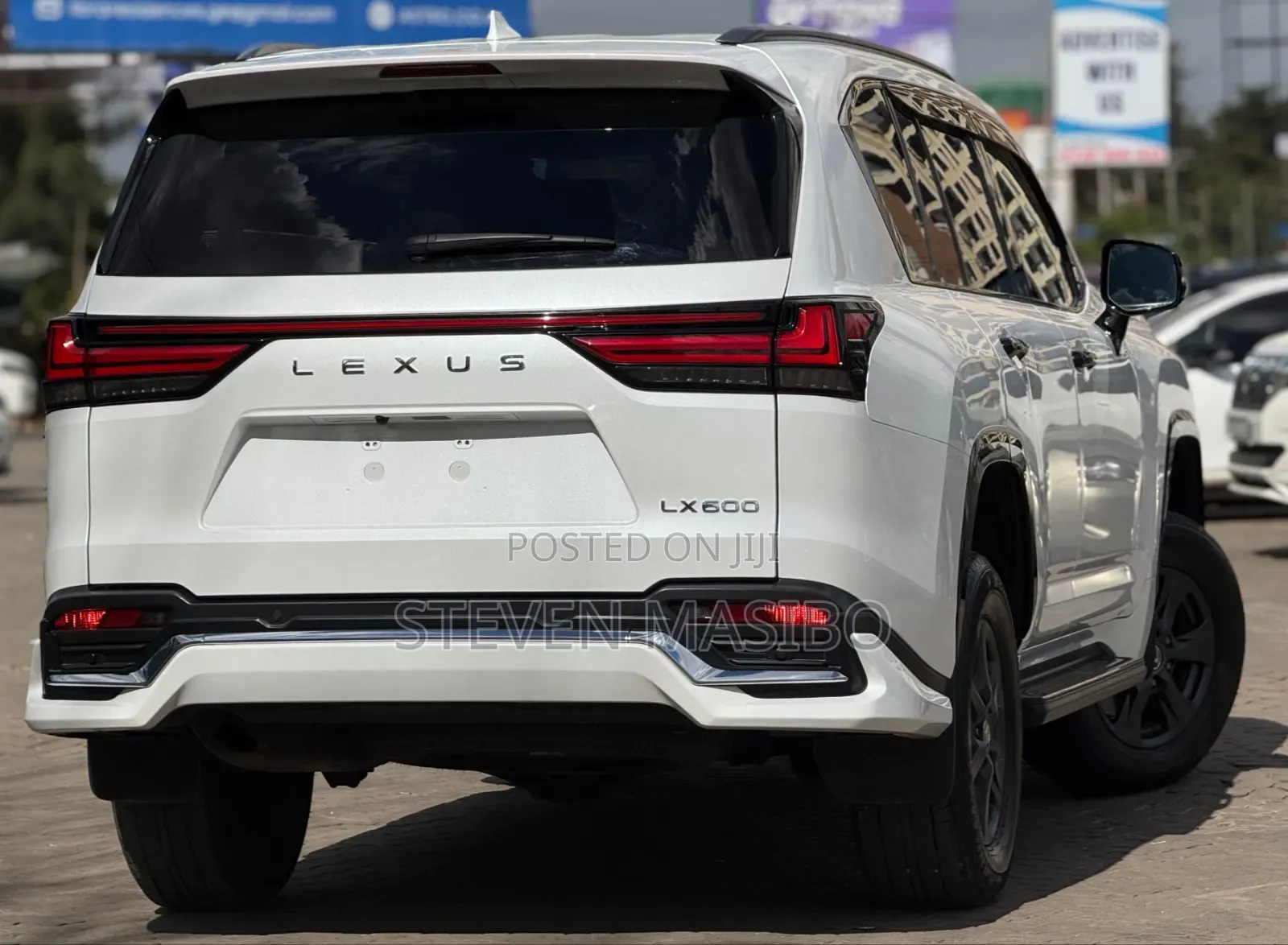 Lexus LX 600 2022 White