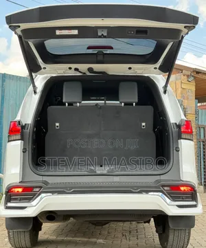 Lexus LX 600 2022 White