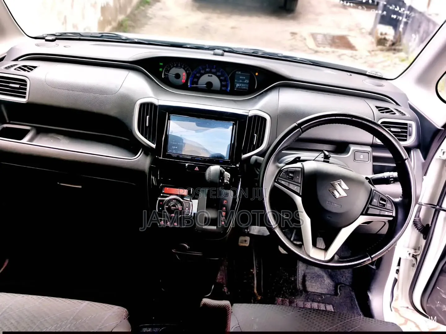 Suzuki Solio Bandit Hybrid MV 2019 White
