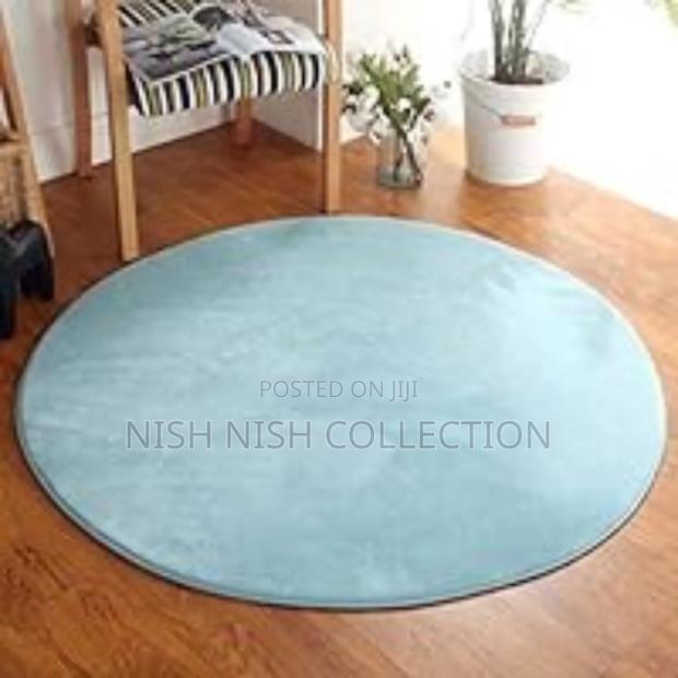 Round Carpet Soft Fleece Mat - thumbnail 4