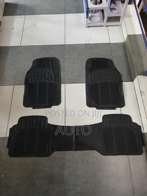 Premium 3pcs Cojoined Car Floor Mats | Universal Heavy Duty Non-Slip