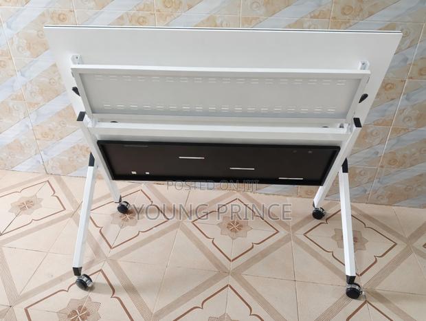Foldable and Movable Classic Table