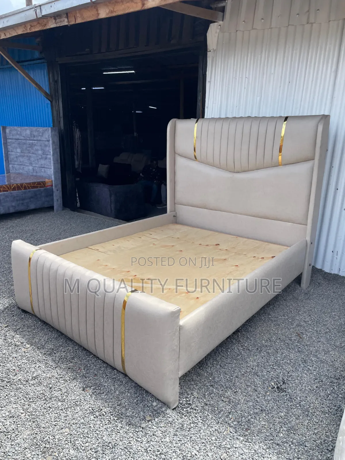 Modern Upholstered Bed-Soft and Comfortable