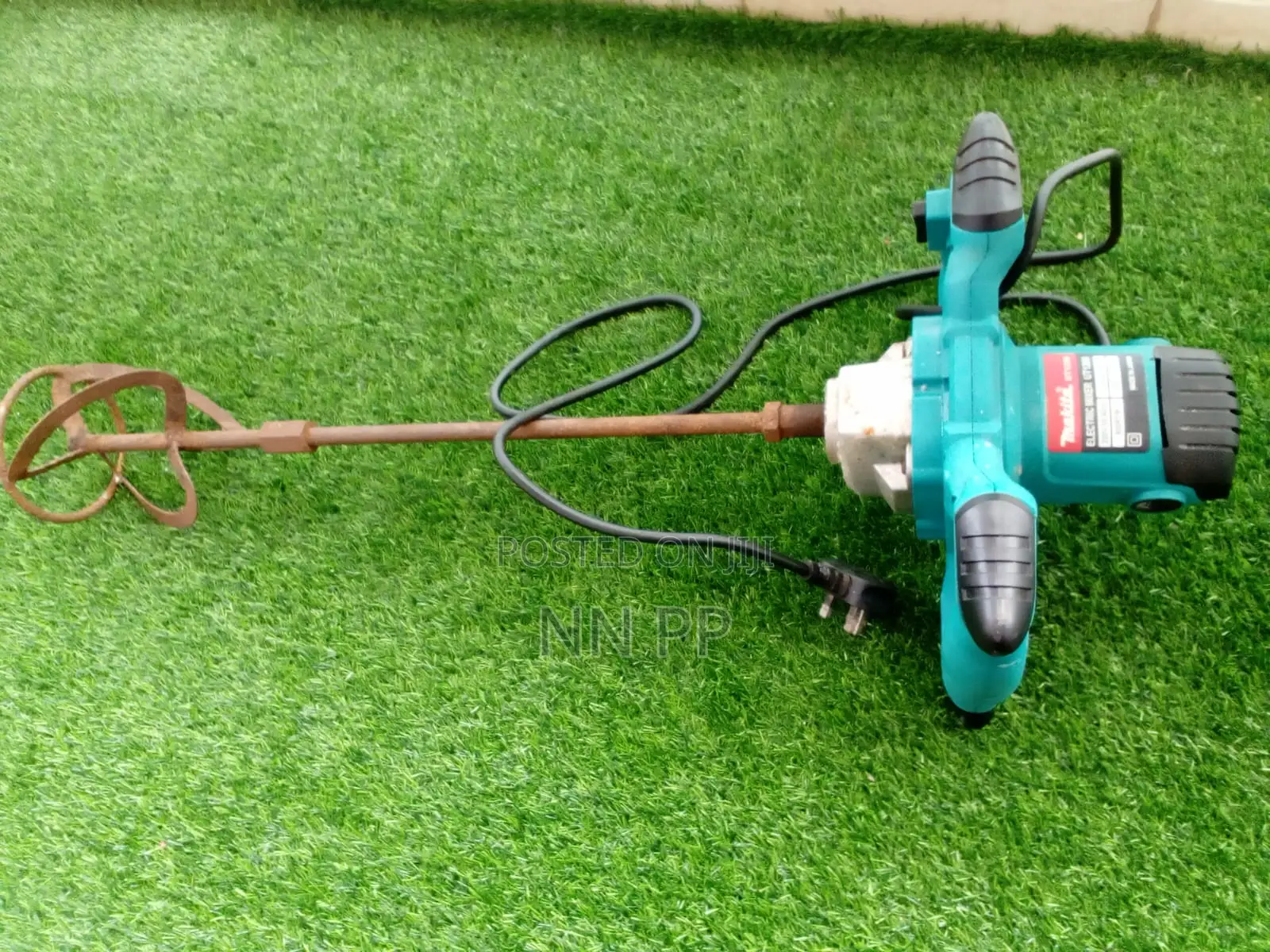 Makita Electric Paint Mixer (Used)