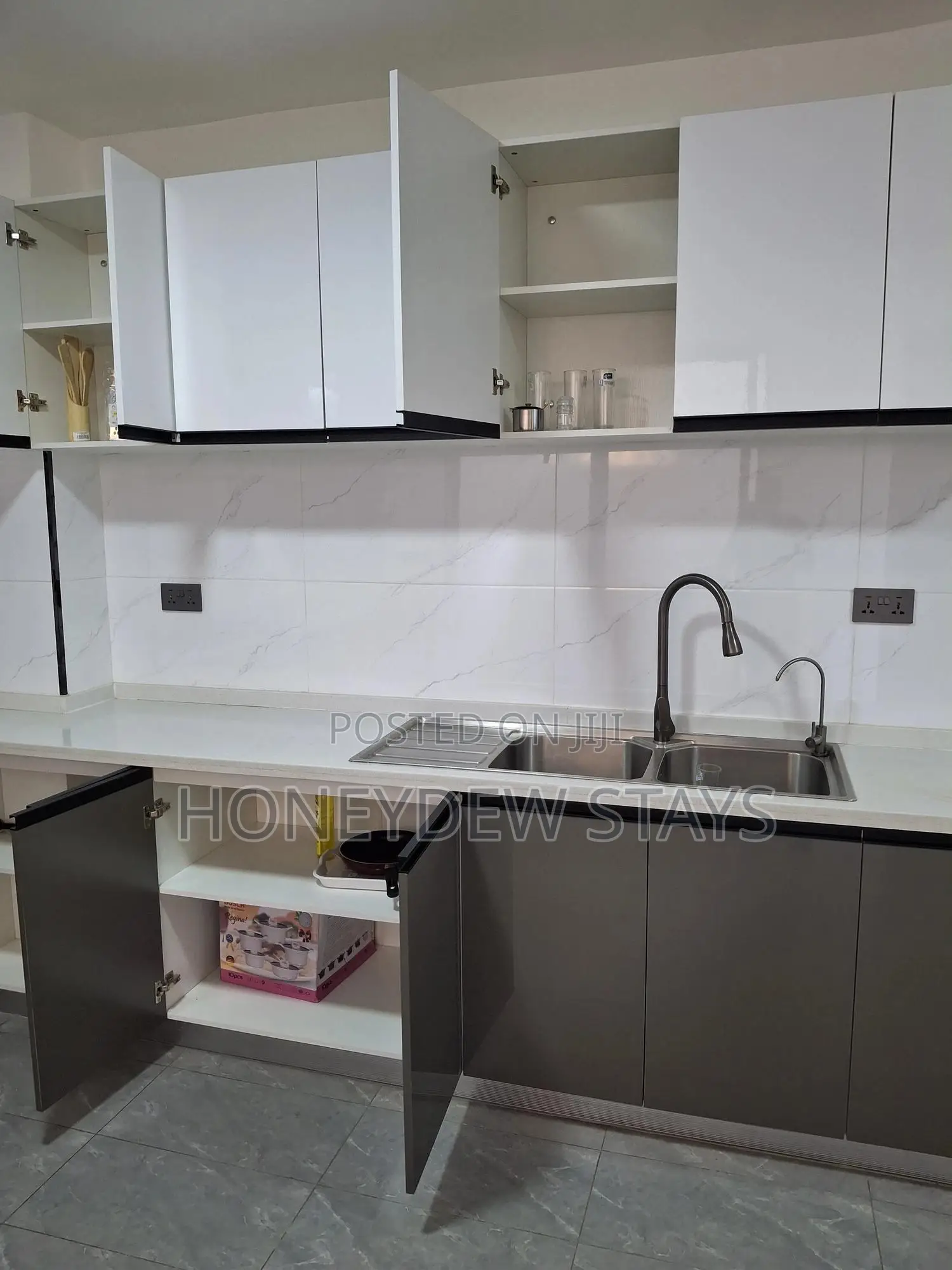 Luxury 5br Airbnb Apartment at Diamond Oak Residency, Kileleshwa