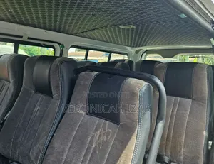 Toyota HiAce 2011 White