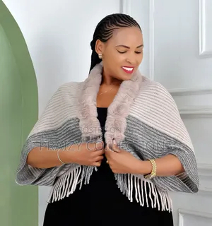 Luxury Poncho Shawls With Soft Fur Detail