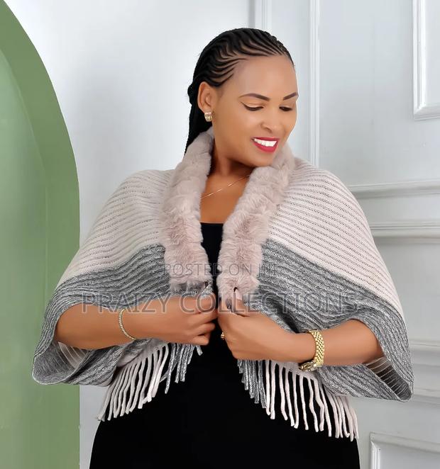 Luxury Poncho Shawls With Soft Fur Detail