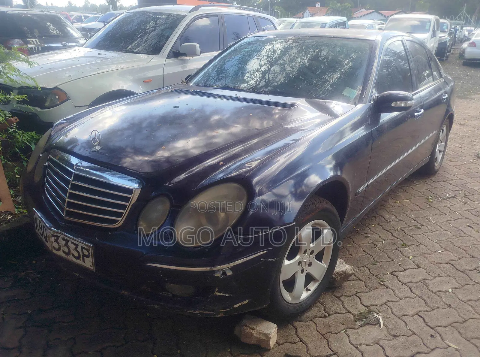 Mercedes-Benz E320 2004 Blue