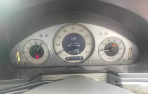 Mercedes-Benz E320 2004 Blue