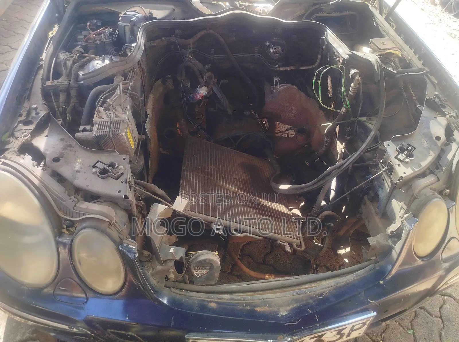 Mercedes-Benz E320 2004 Blue