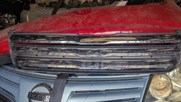 Toyota Noah 2005 Front Grill