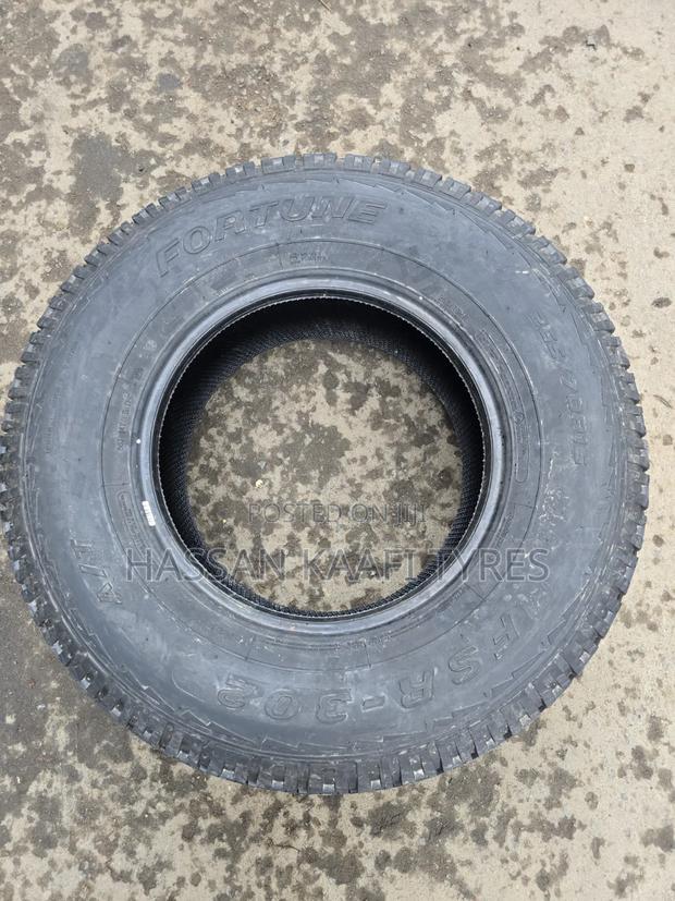 265/70r16 Fortune Tyre - thumbnail 3