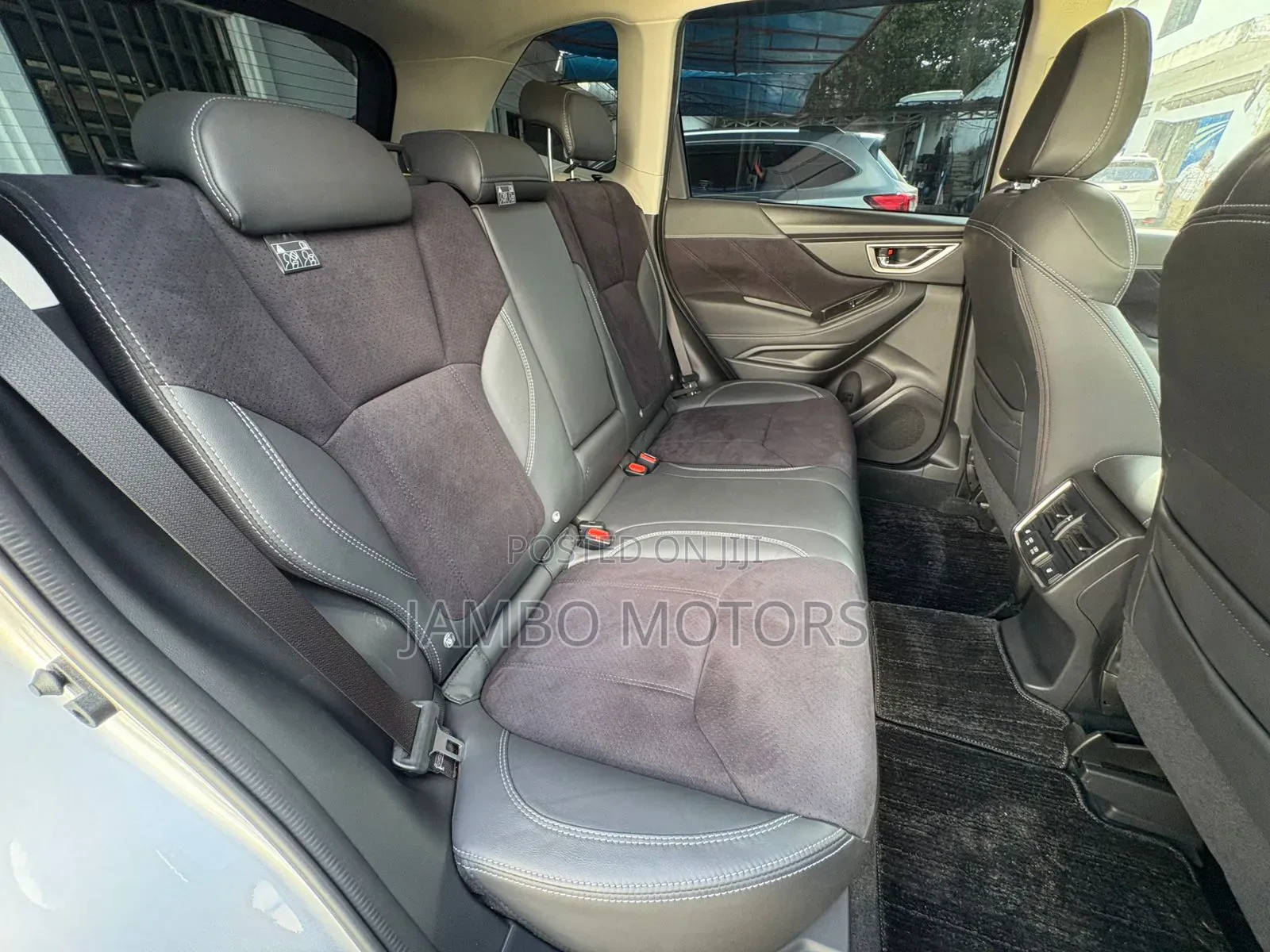 Subaru Forester Premium AWD 2020 Silver