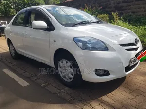 Toyota Belta 2007 White