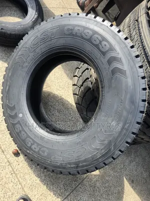 9.5r17.5 CST Tyre