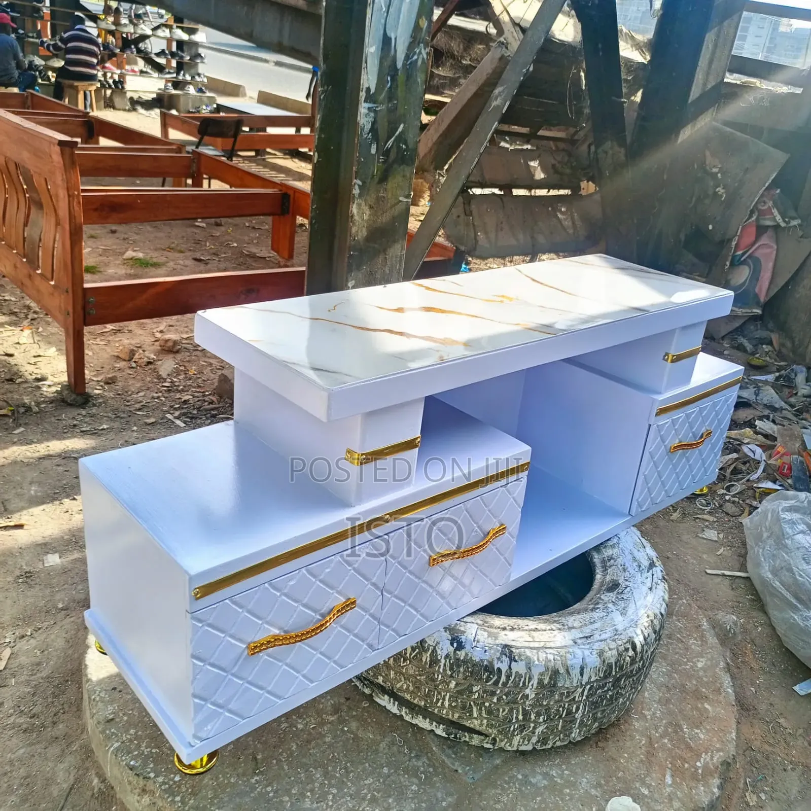 Furnitures