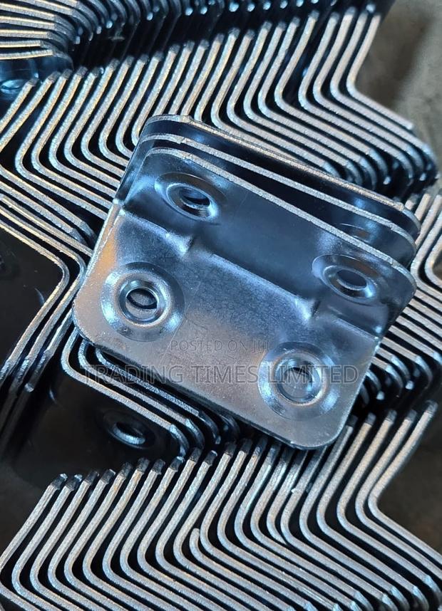 38 by 20 by 20 Angle Bracket