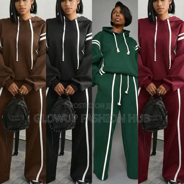 Sweatsuit Set - thumbnail 4