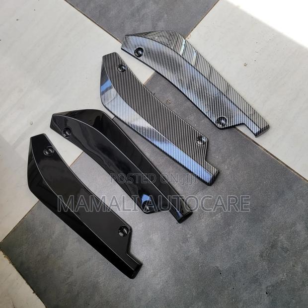 Universal Rear Bumper Splitters 2pcs (Carbon Fiber/Black)