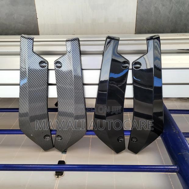 2pcs Universal Rear Bumper Splitters