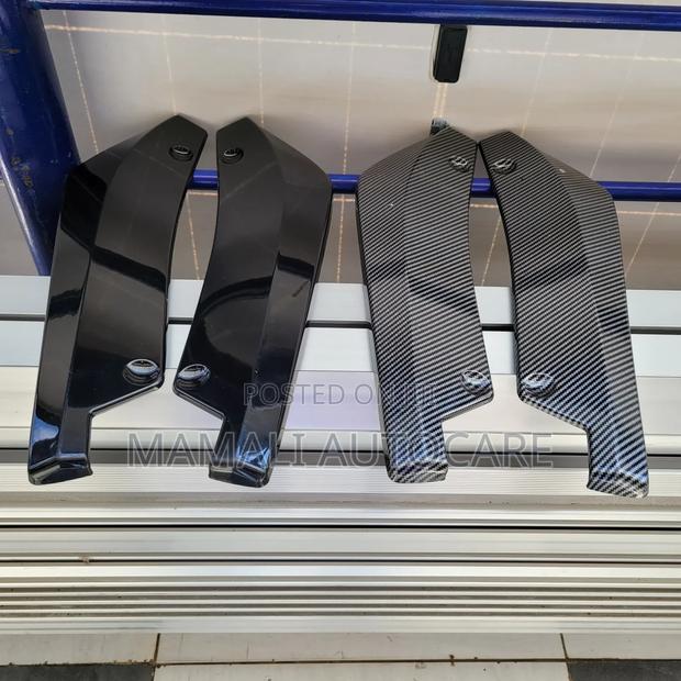 2pcs Universal Rear Bumper Splitters - main view