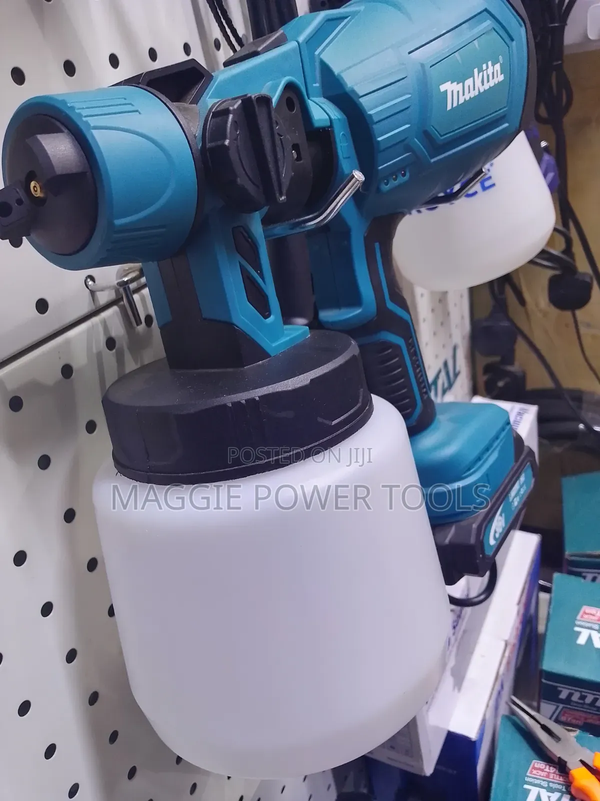 Highly Recommend and Affordable Makita Cordless Spray Gun