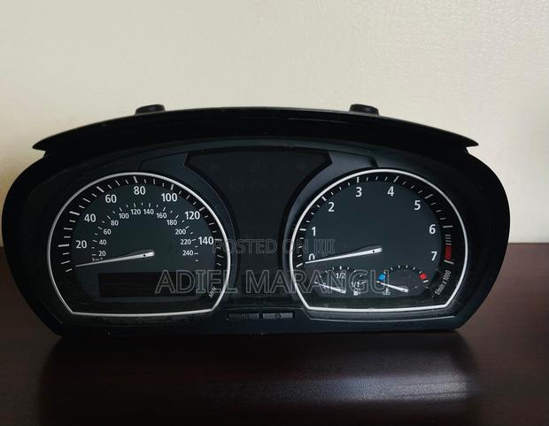 BMW X3 E83 Instrument Cluster