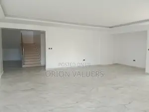 5bdrm Duplex in Parklands Nairobi for rent