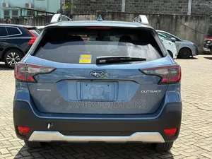 Subaru Outback Premium 2022 Blue