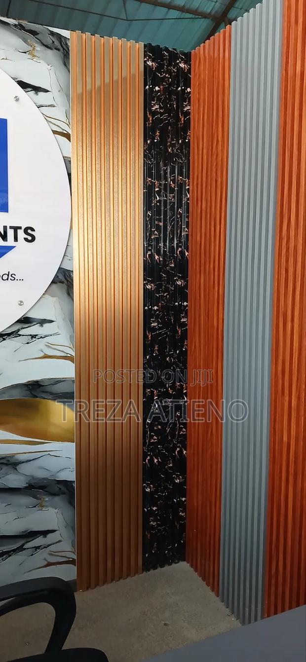 2.9m Wood Finish Fluted Panels - thumbnail 2