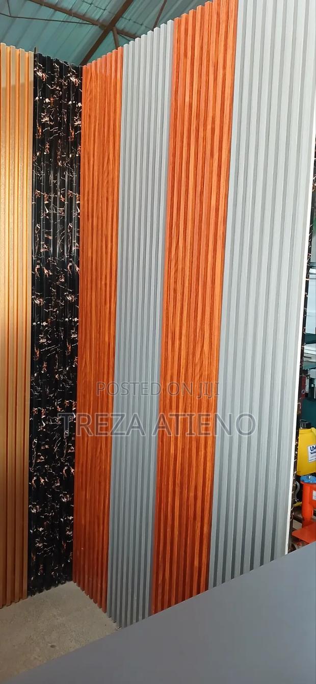 2.9m Wood Finish Fluted Panels - thumbnail 3
