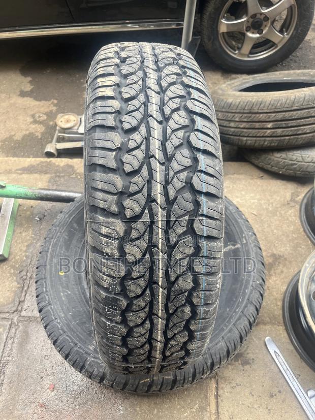225/75r15 Comfoser
